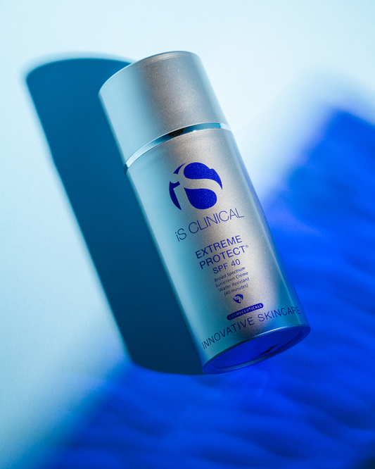 IS Clinical Extreme Protect SPF 40 PerfectTint Beige